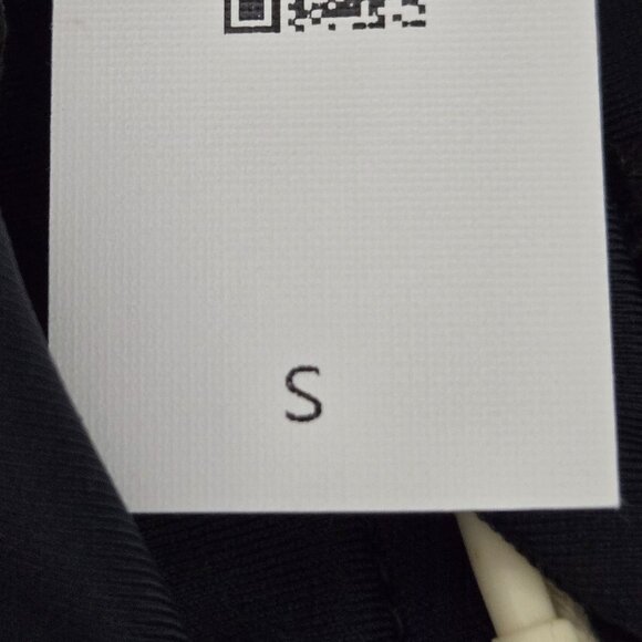 NWT | Black Long Sleeve One Piece Swimsuit Zip Front Surfing Rashguard | Small - Picture 4 of 6